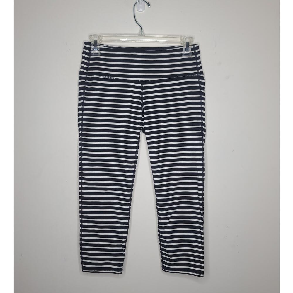 Athleta Chaturanga Capri leggings - black white stripe - small 243095